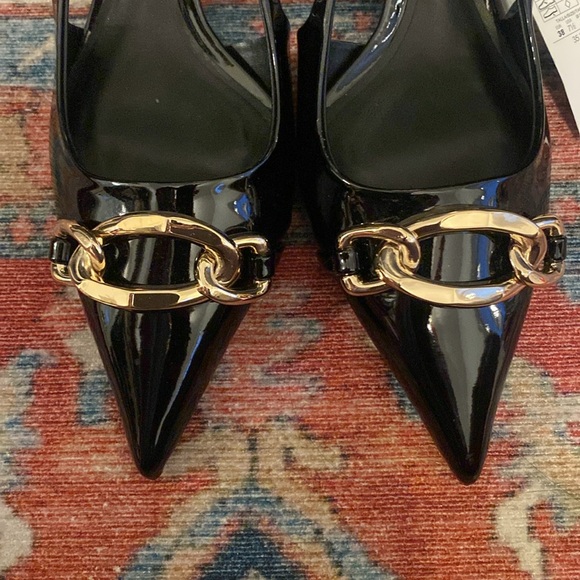 Zara Shoes Zara Black Kitten Heel With Gold Detail Poshmark